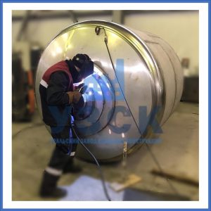 Купить баки и ёмкости из нержавеющей стали от завода УЗСК в Назрани